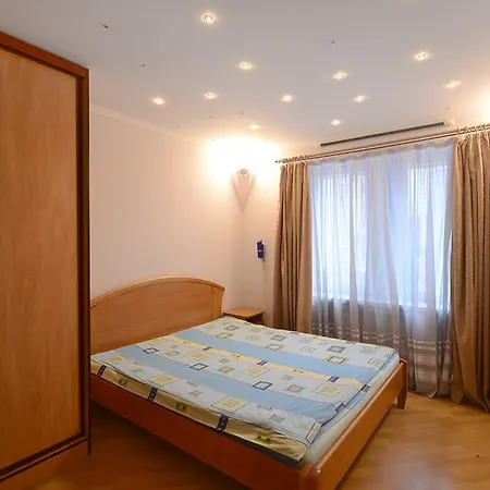 Apartment On Urlivska Street 10A Kyiv Exterior photo