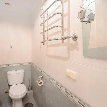 Apartment On Urlivska Street 10A Kyiv Exterior photo