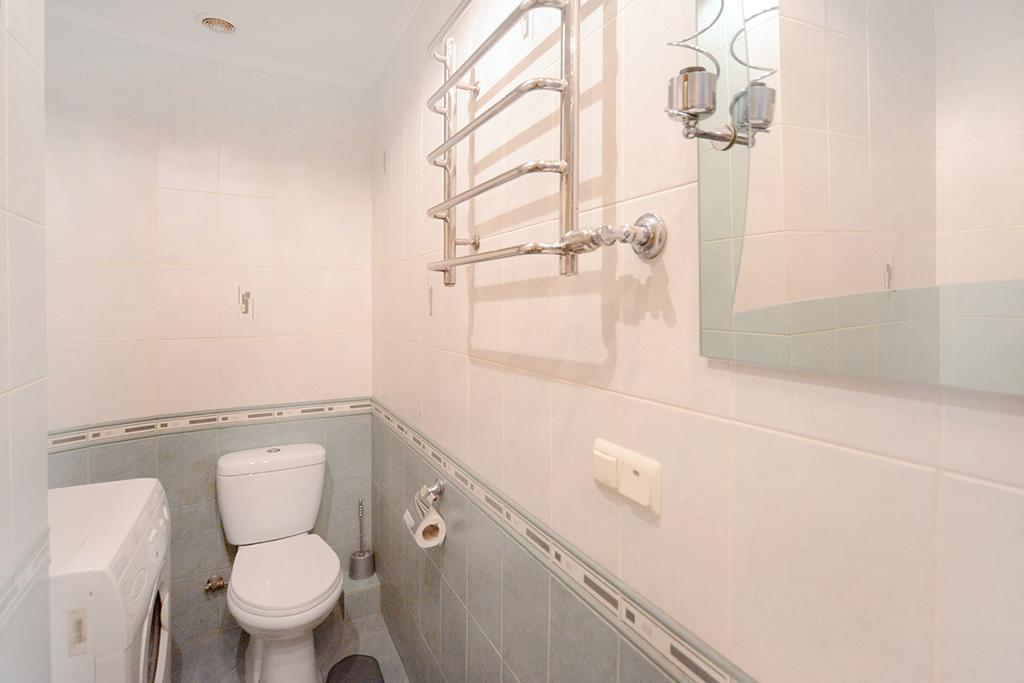 On Urlivska Street 10a *