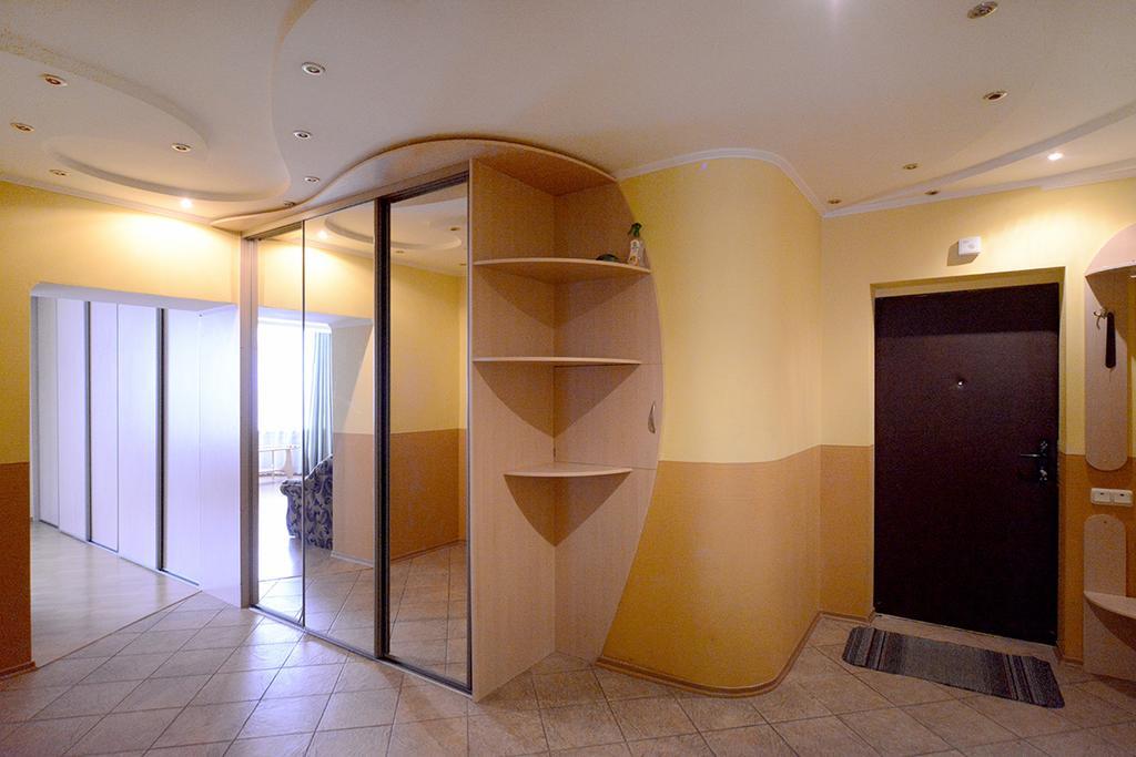 On Urlivska Street 10a Apartment *